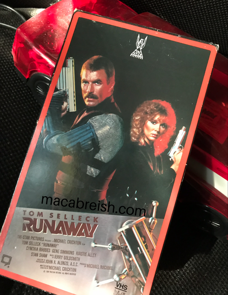 Macabre...ish Horror Review: Runaway