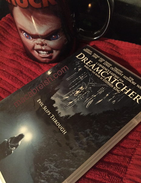 Macabre...ish Horror Review: Dreamcatcher